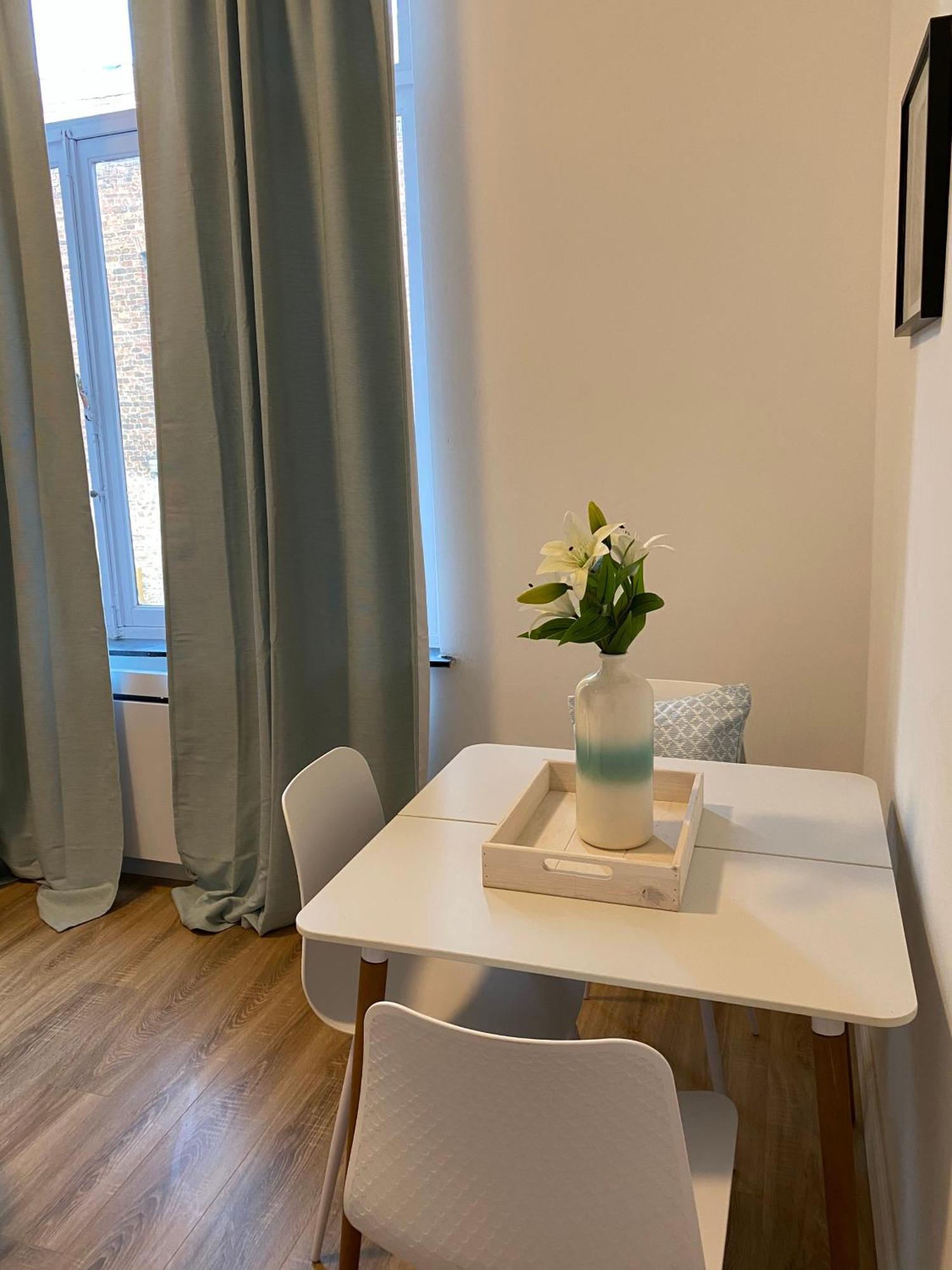Apartement City Center Монс Екстер'єр фото